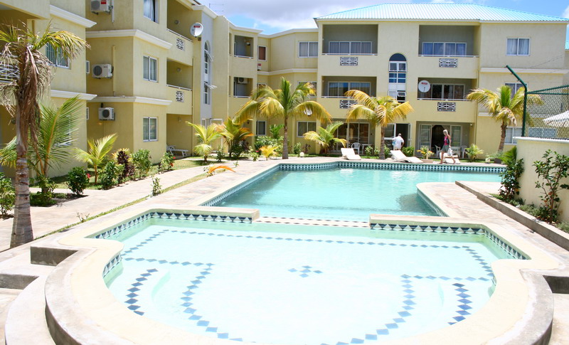 Les Orchidees Apartments
