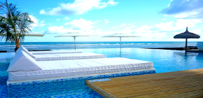 Leora Beach Apartments